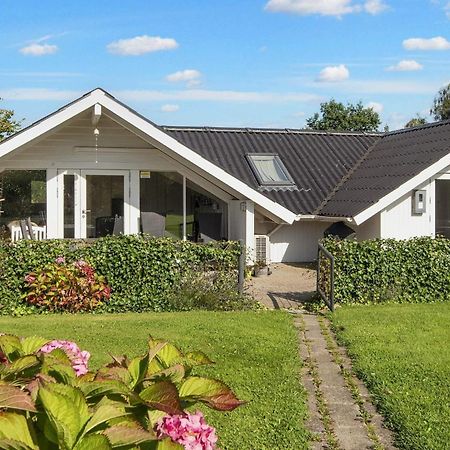 8 Person Holiday Home In Hejls Exterior photo
